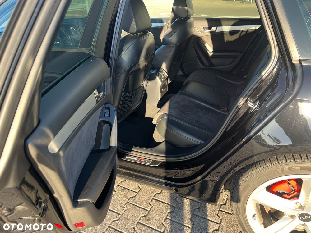 Audi A4 Avant - 22