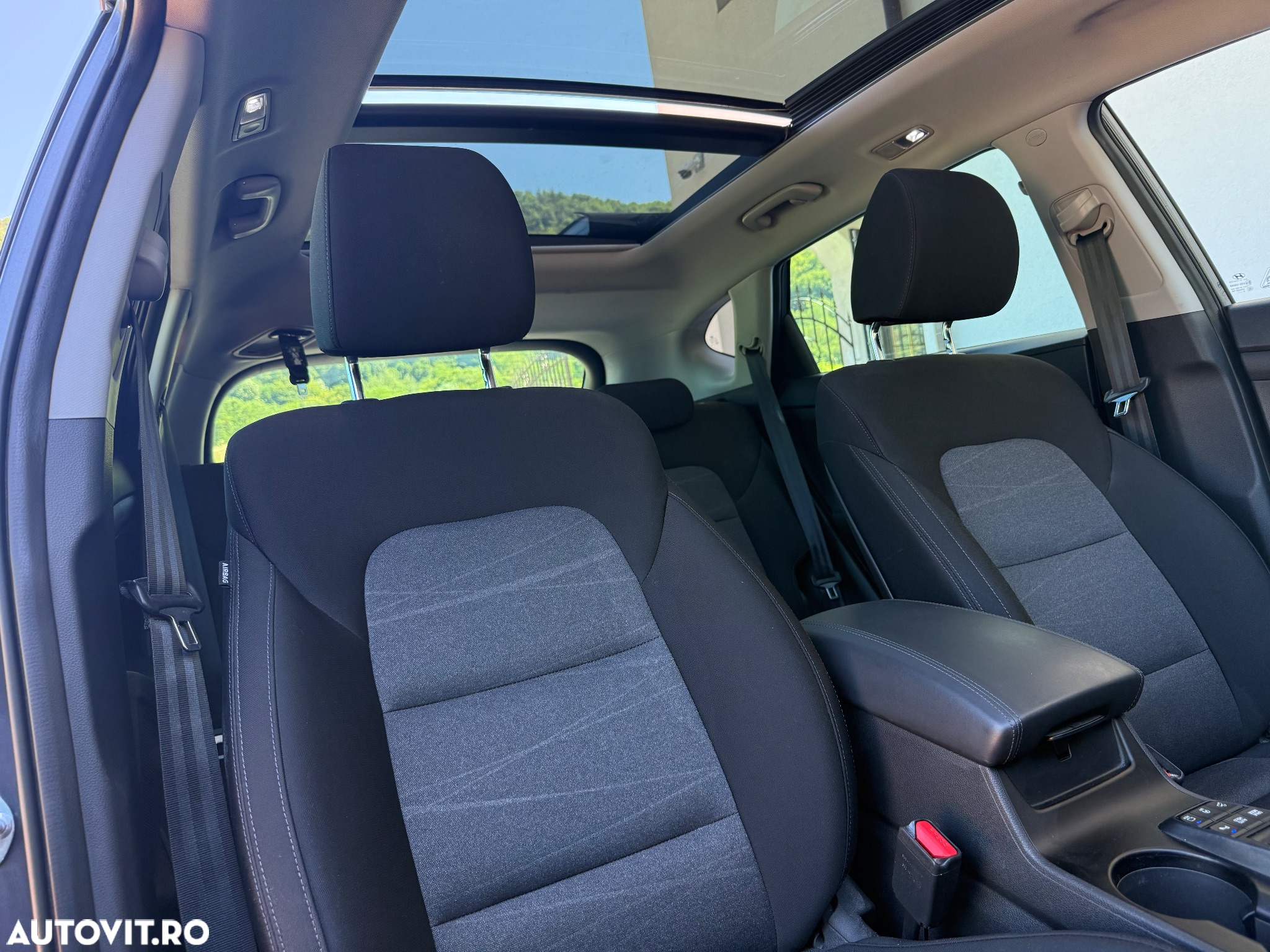 Hyundai Tucson blue 1.6 CRDi 2WD DCT Premium - 14