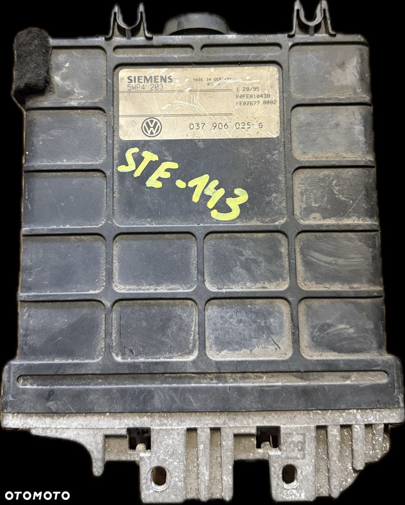Sterownik Silnika ECU Komputer Volkswagen Passat B4 2.0B 8V 037906025G - 1
