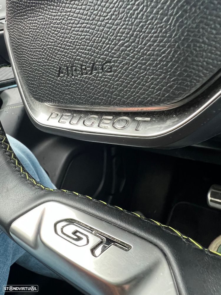 Peugeot e-2008 GT - 12
