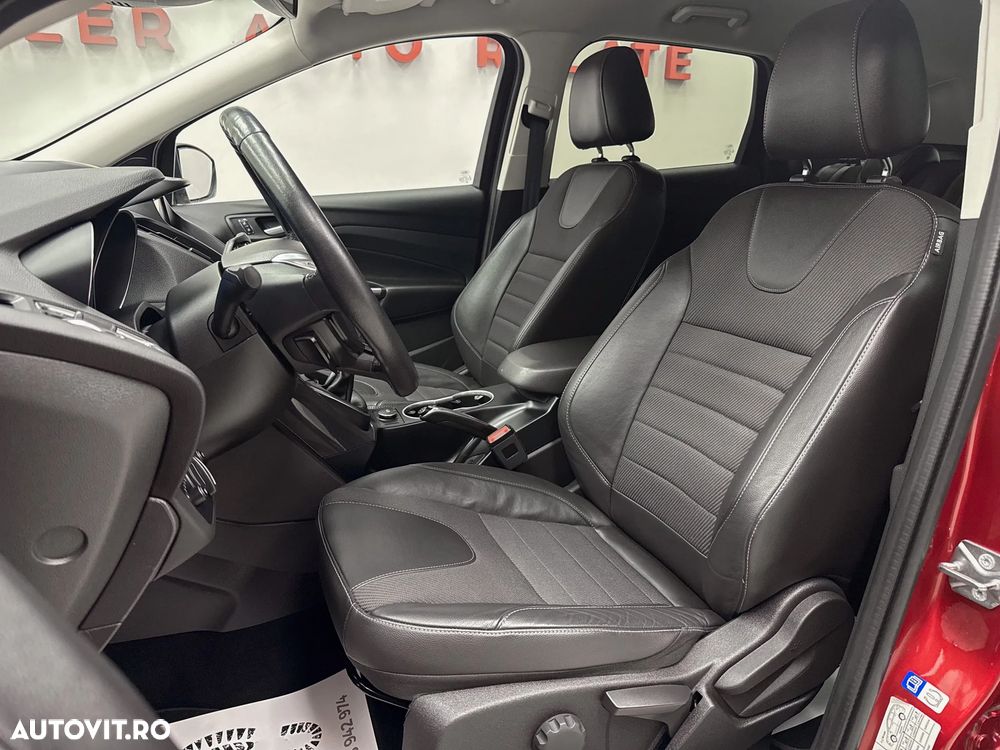 Ford Kuga 1.5 EcoBoost 2x4 Titanium - 7