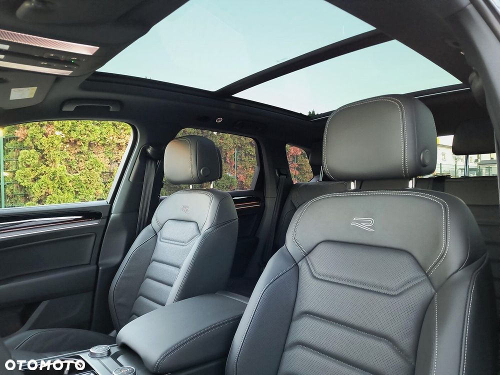 Volkswagen Touareg 3.0 V6 TDI 4Motion R-Line - 11