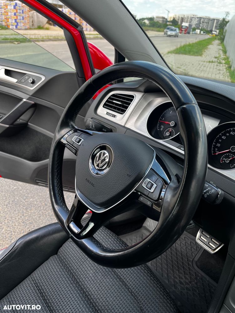 Volkswagen Golf 1.6 TDI BlueMotion Technology DSG Comfortline - 12