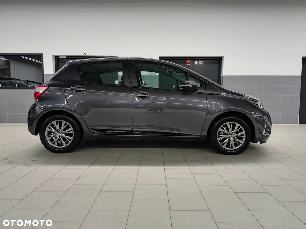 Toyota Yaris - 2