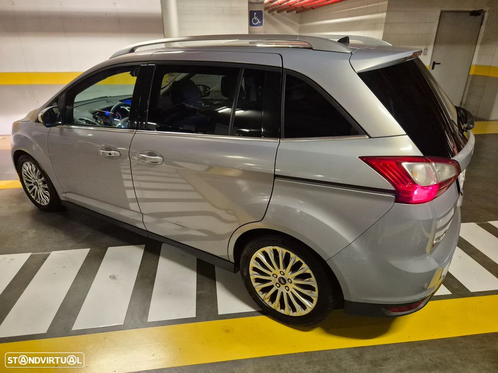 Ford Grand C-Max 1.6 TDCi Titanium - 26