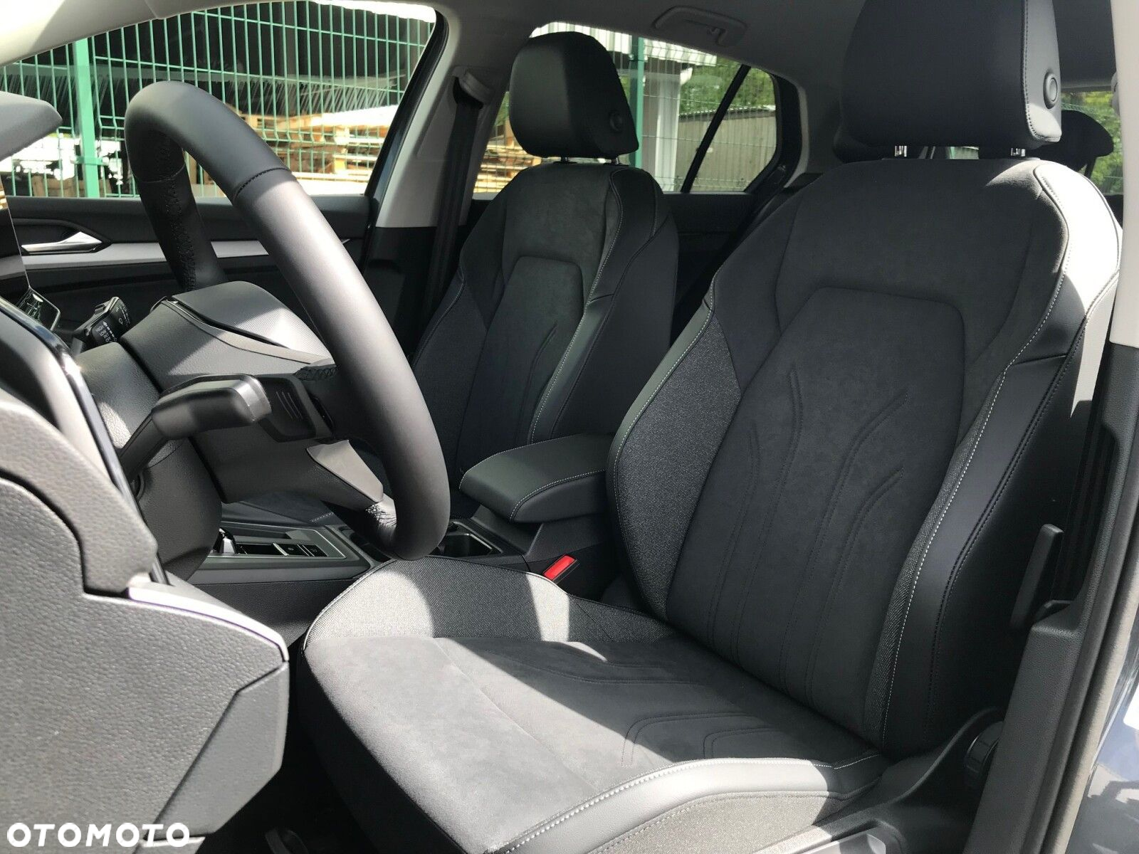 Volkswagen Golf - 12