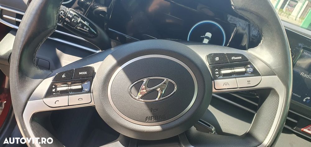 Hyundai Elantra 1.6 l 123 CP CVT Highway - 11