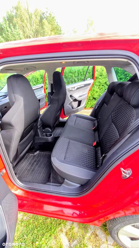 Skoda RAPID 1.4 TSI Ambition DSG - 15