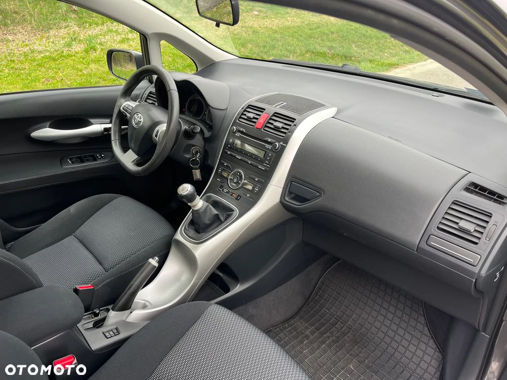 Toyota Auris 1.33 VVT-i Terra Start - 12