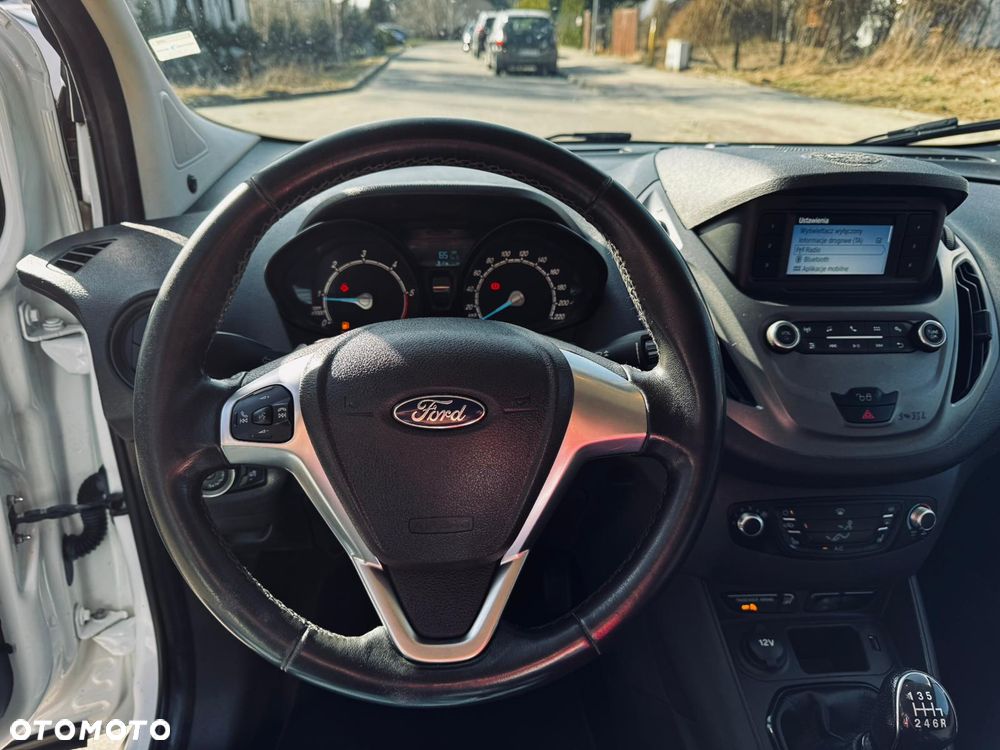 Ford Courier - 21