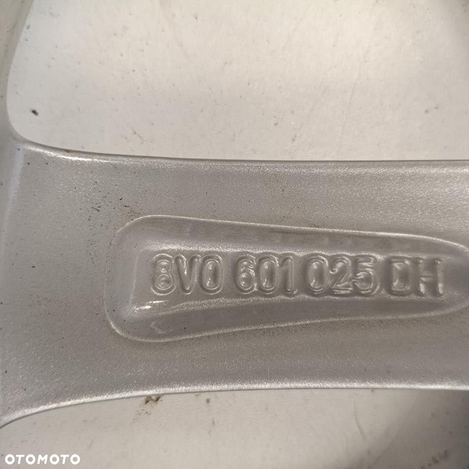 Alufelgi 5x112 17 AUDI A3 S3 8V0 8V0601025DH 4szt (F9391) - 8