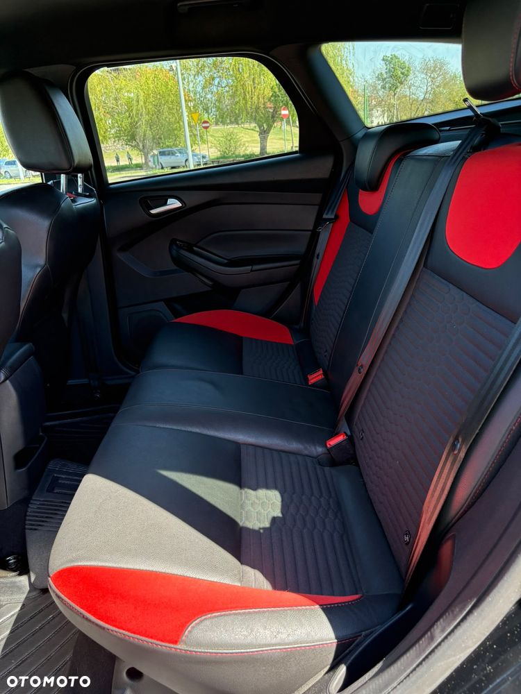 Ford Focus 2.0 EcoBoost ST-2 - 15