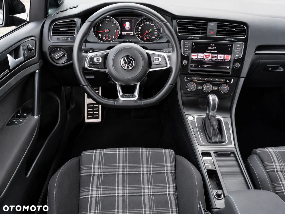 Volkswagen Golf 2.0 TDI BMT GTD DSG - 17
