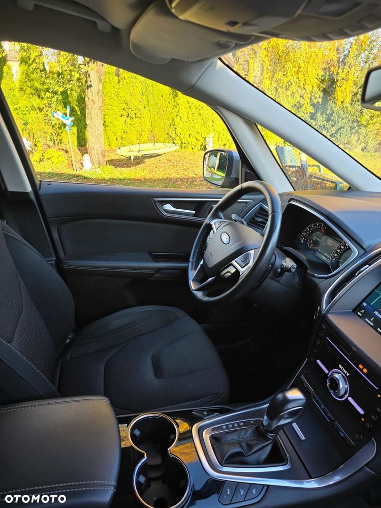 Ford S-Max 2.0 TDCi Titanium PowerShift - 35