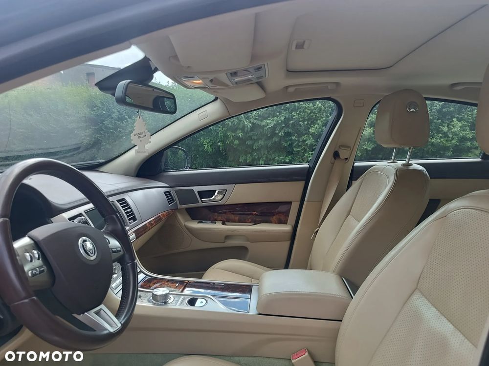 Jaguar XF 3.0 V6 S Premium Luxury - 10