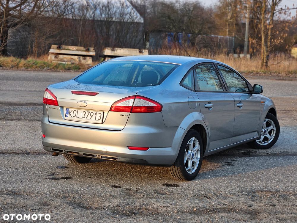 Ford Mondeo 1.8 TDCi Ambiente - 3