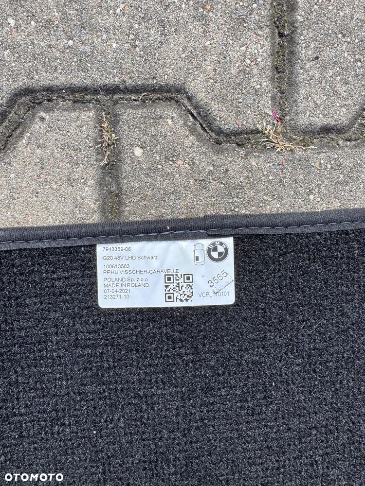 Oryginalne dywaniki welurowe BMW G20 G21 - 13