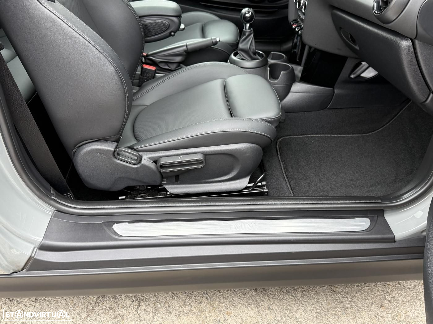 MINI 3 Portas One Sport Edition - 44
