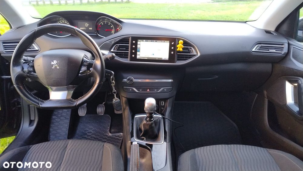 Peugeot 308 1.2 PureTech GPF Active S&S - 12