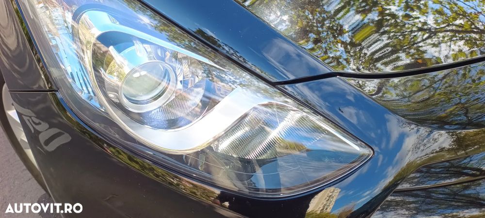 Hyundai i30 1.6 CRDI Highway - 10