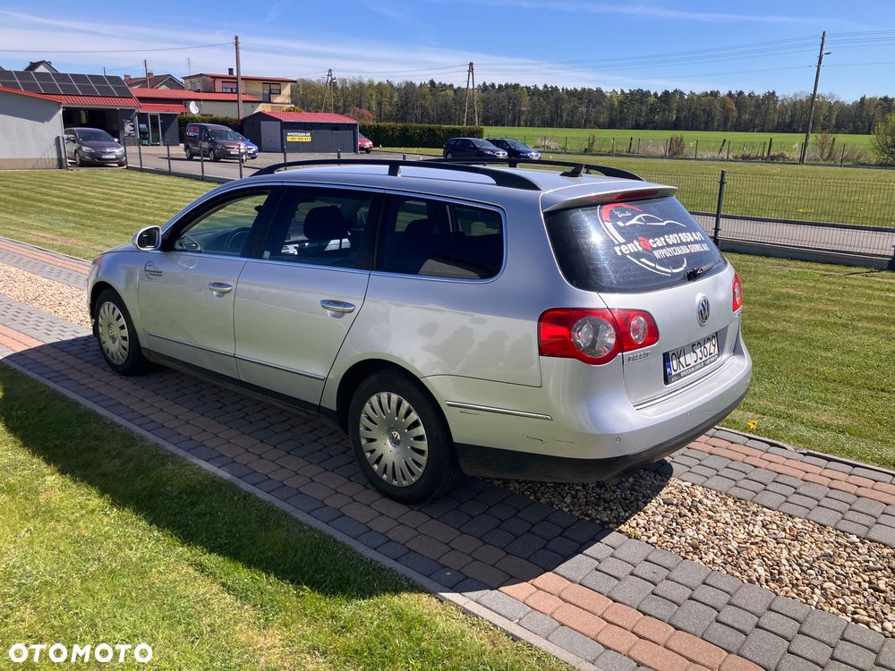 Volkswagen Passat 2.0 TDI DPF DSG Trendline - 5