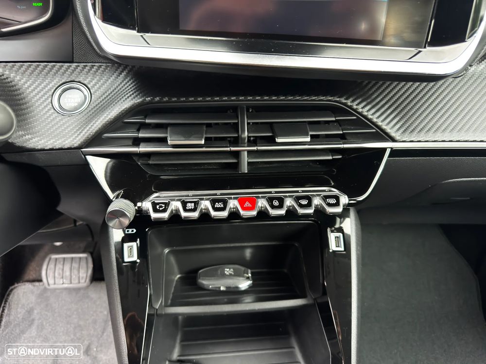 Peugeot e-2008 Active Pack - 27