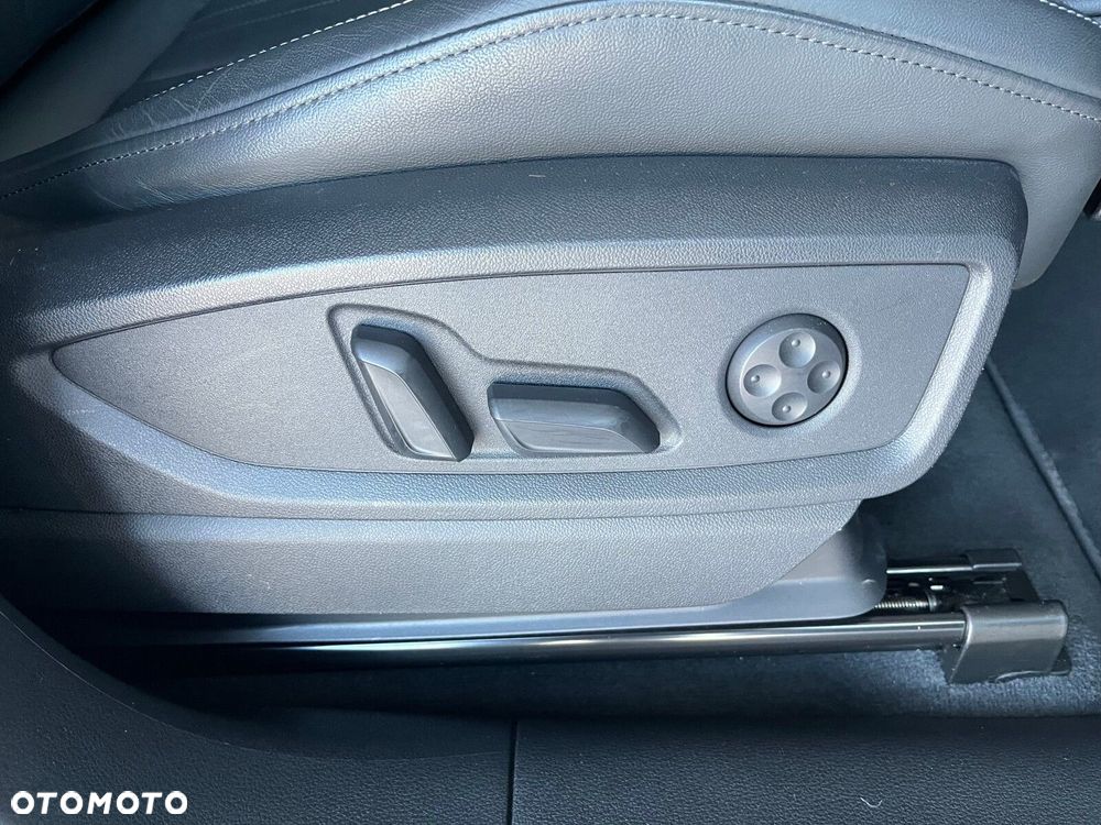 Audi Q5 Sportback - 24