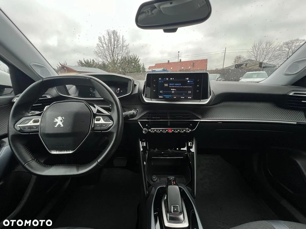 Peugeot 2008 1.5 BlueHDi Allure S&S EAT8 - 29