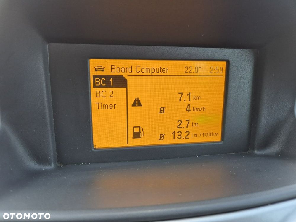 Opel Corsa 1.4 16V Color Edition - 14