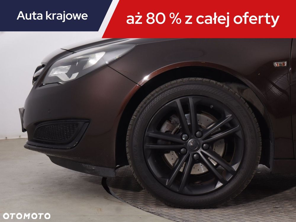 Opel Insignia - 16