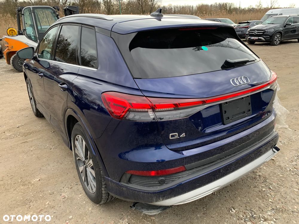 Audi Q4 e-tron 45 quattro - 10