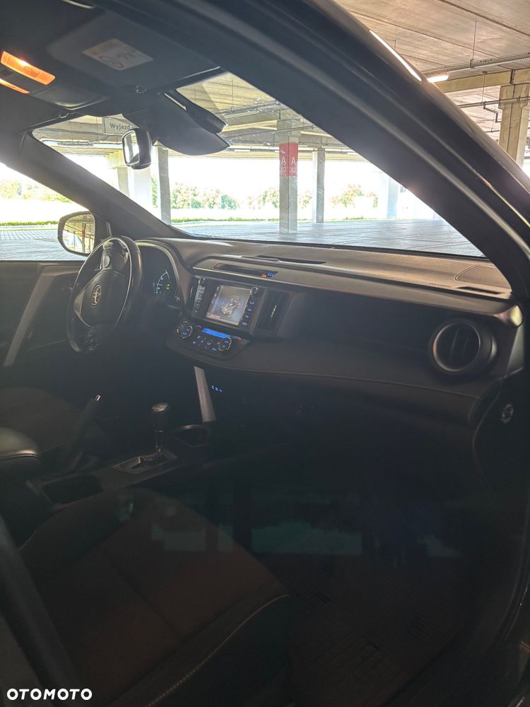 Toyota RAV4 Hybrid Premium 4x4 - 12
