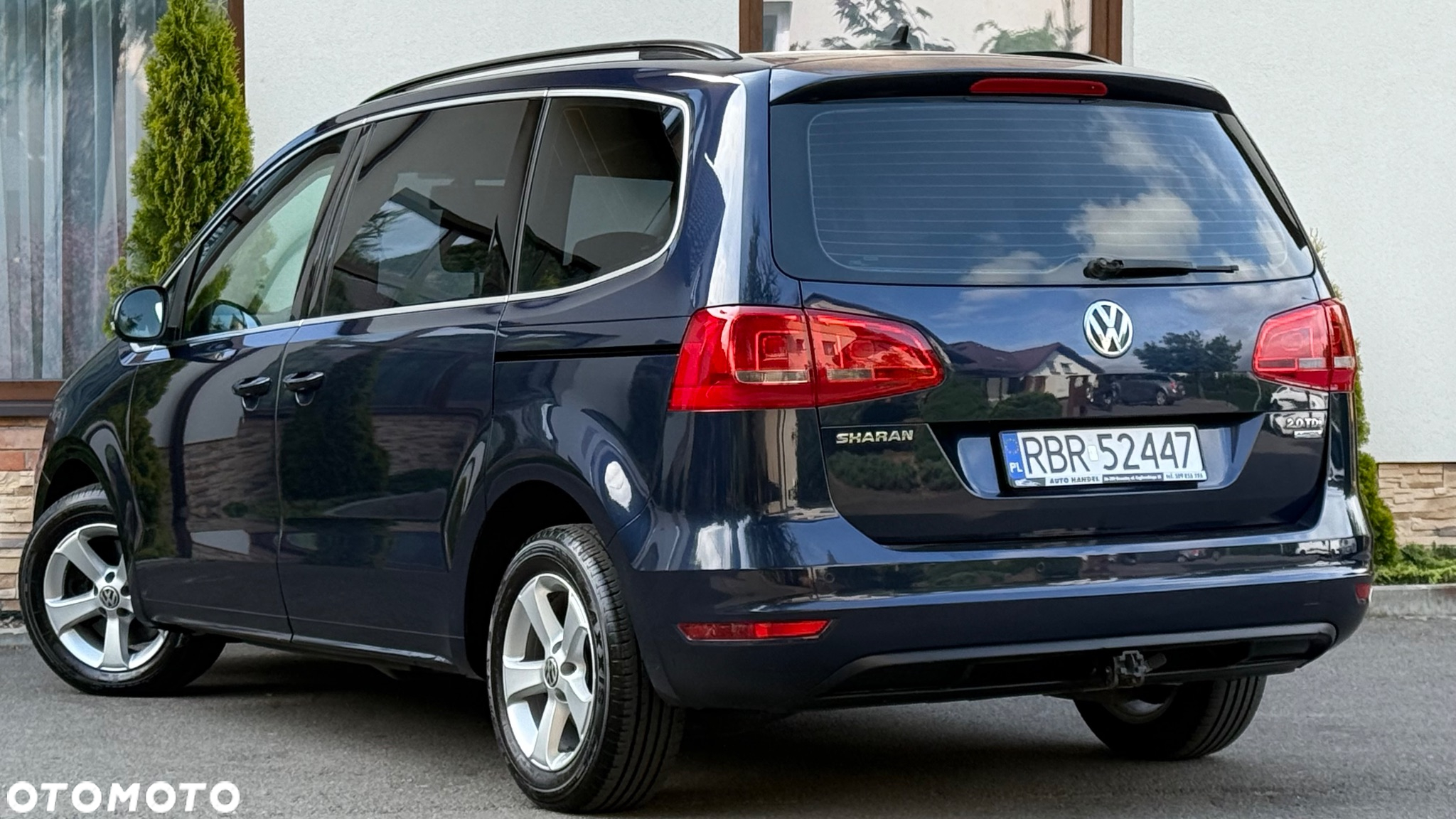 Volkswagen Sharan 2.0 TDI Comfortline DSG - 12