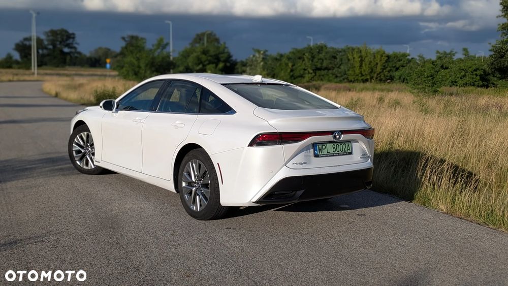 Toyota Mirai Executive - 4