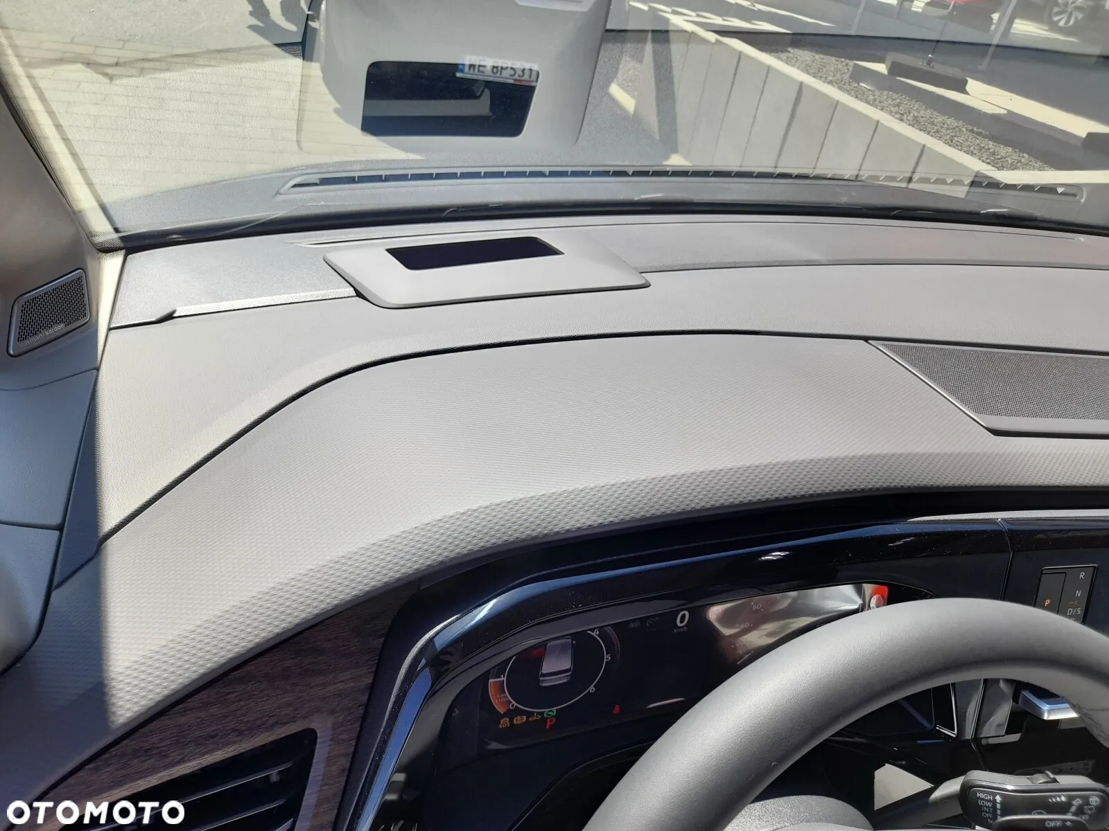 Volkswagen Multivan 2.0 TDI L2 Style DSG - 19