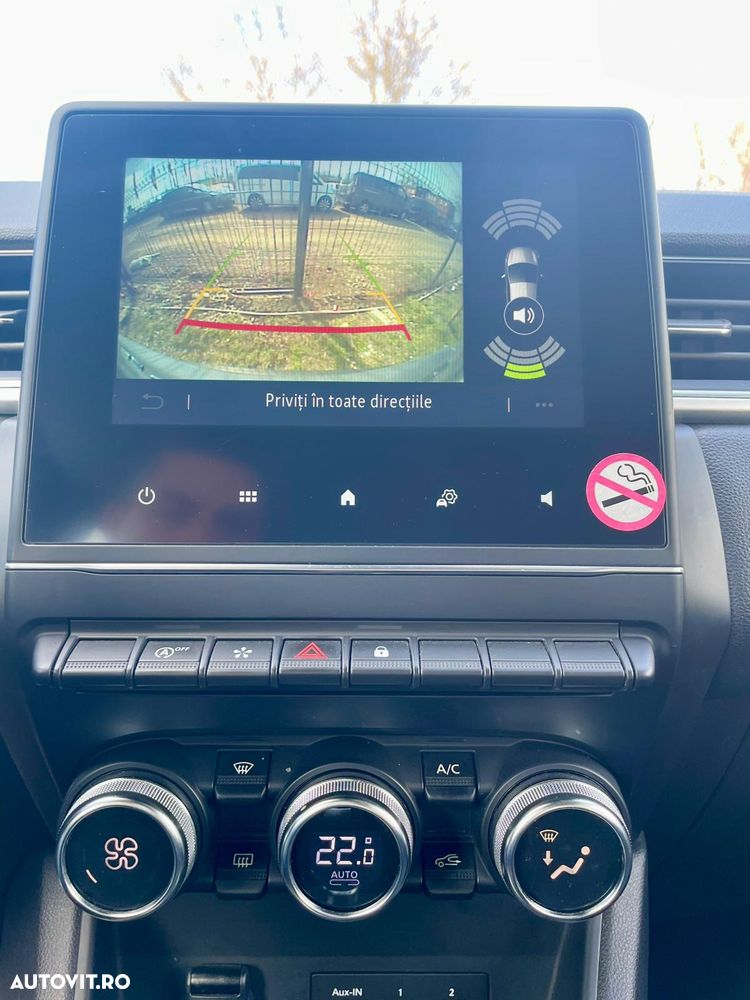 Renault Captur MHEV 140 EDC Techno - 11