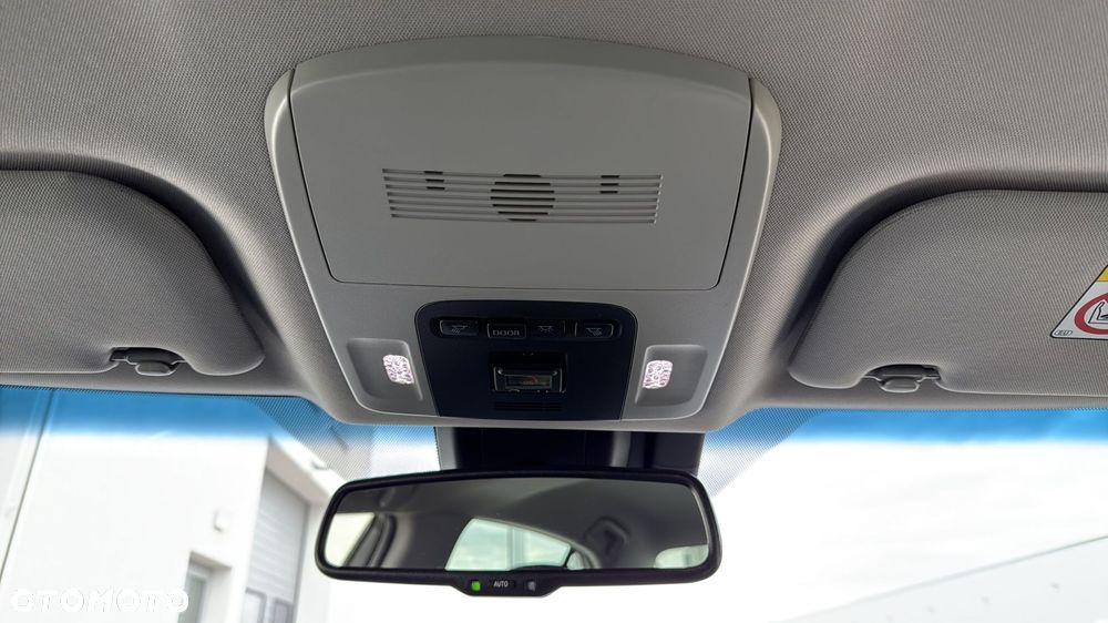 Toyota Camry 2.5 Hybrid Prestige CVT - 26