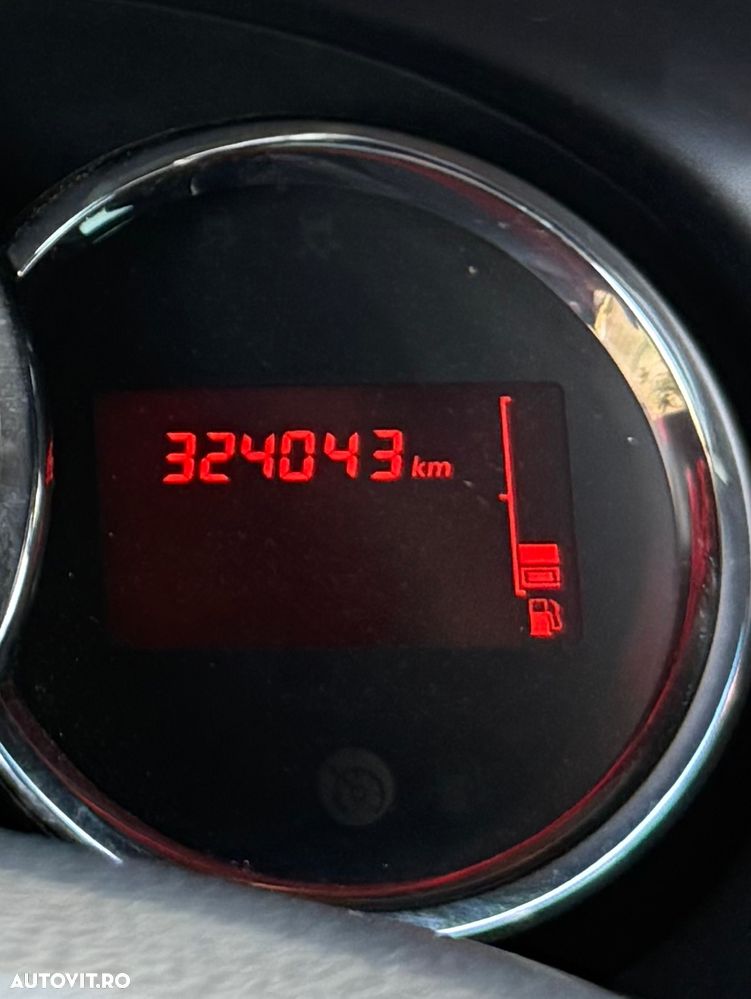 Dacia Duster 1.5 dCi 4x2 Laureate - 7