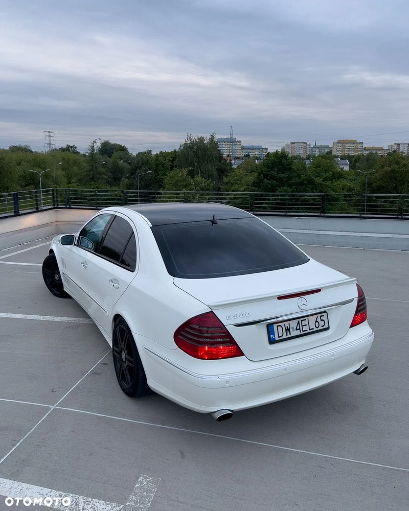 Mercedes-Benz Klasa E 500 7G-TRONIC Avantgarde - 4