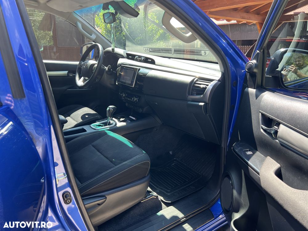 Toyota Hilux 2.4D 150CP 4x4 Double Cab AT Executive - 14