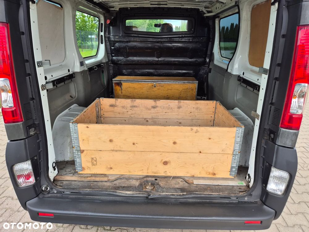 Renault Trafic - 21