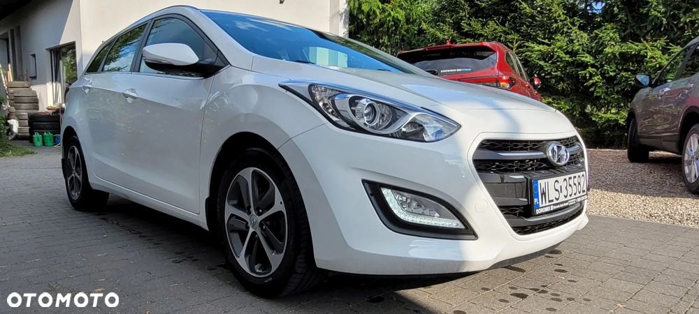 Hyundai i30 blue 1.6 GDI Passion - 5