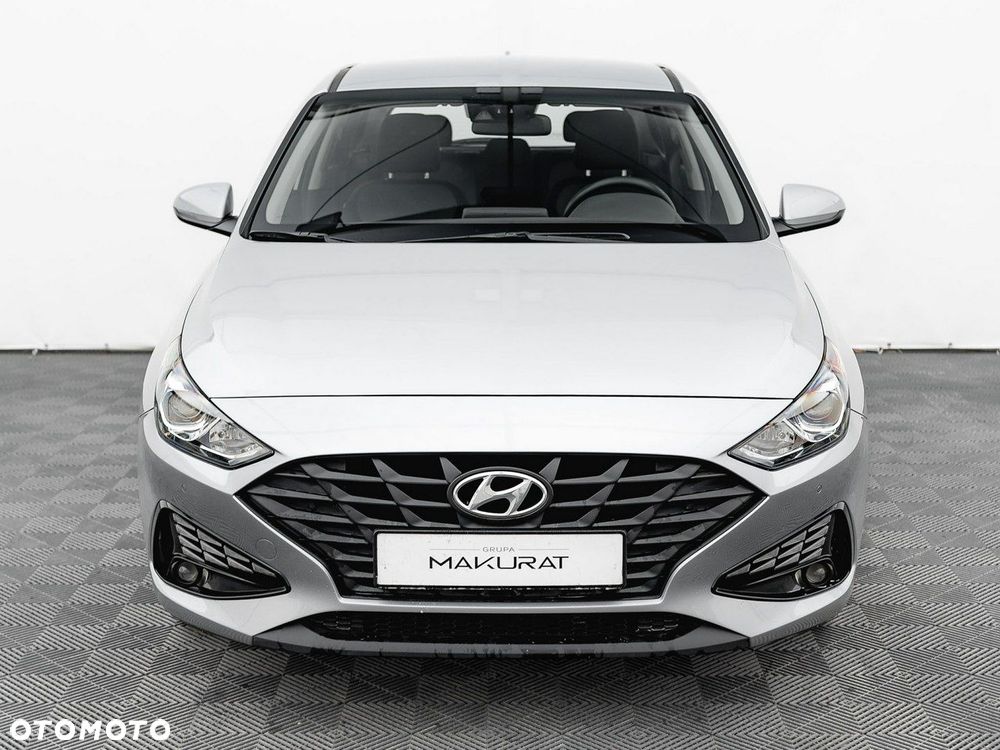 Hyundai i30 1.5 DPI Classic + - 8