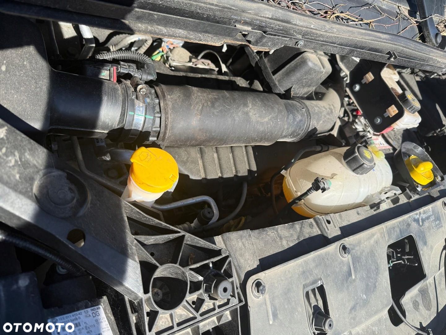 SILNIK 2.0 DCI M9RV710 VIVARO RENAULT TRAFIC III 20R - 1