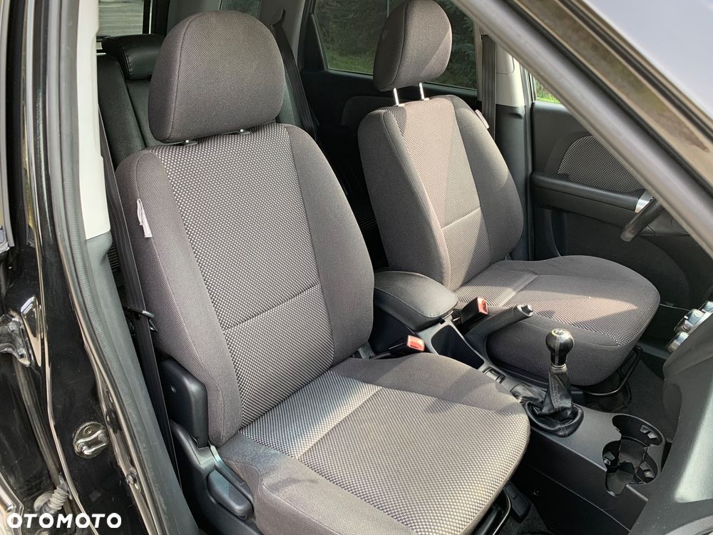 Kia Sportage - 14