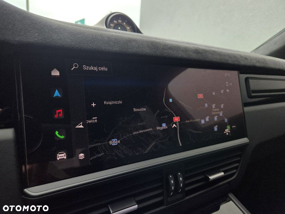 Porsche Cayenne - 27