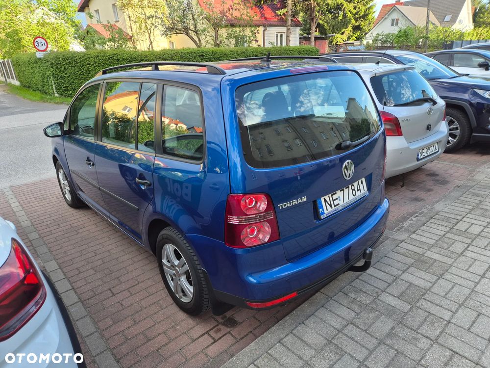 Volkswagen Touran 1.6 Trendline - 4
