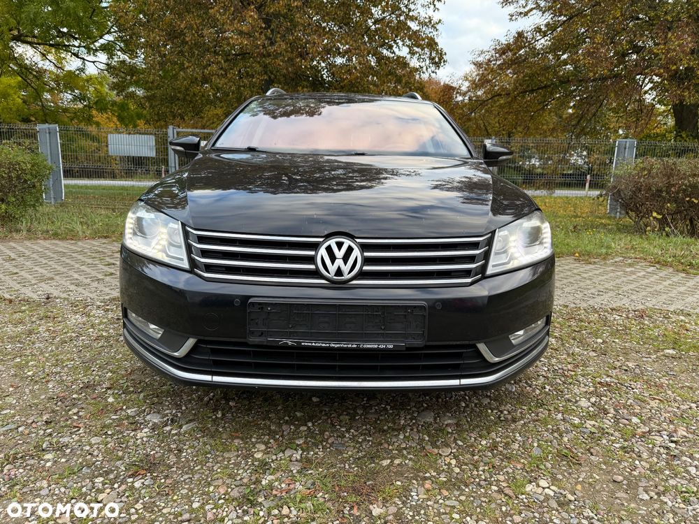 Volkswagen Passat Variant 2.0 Blue TDI DSG SCR Comfortline - 3