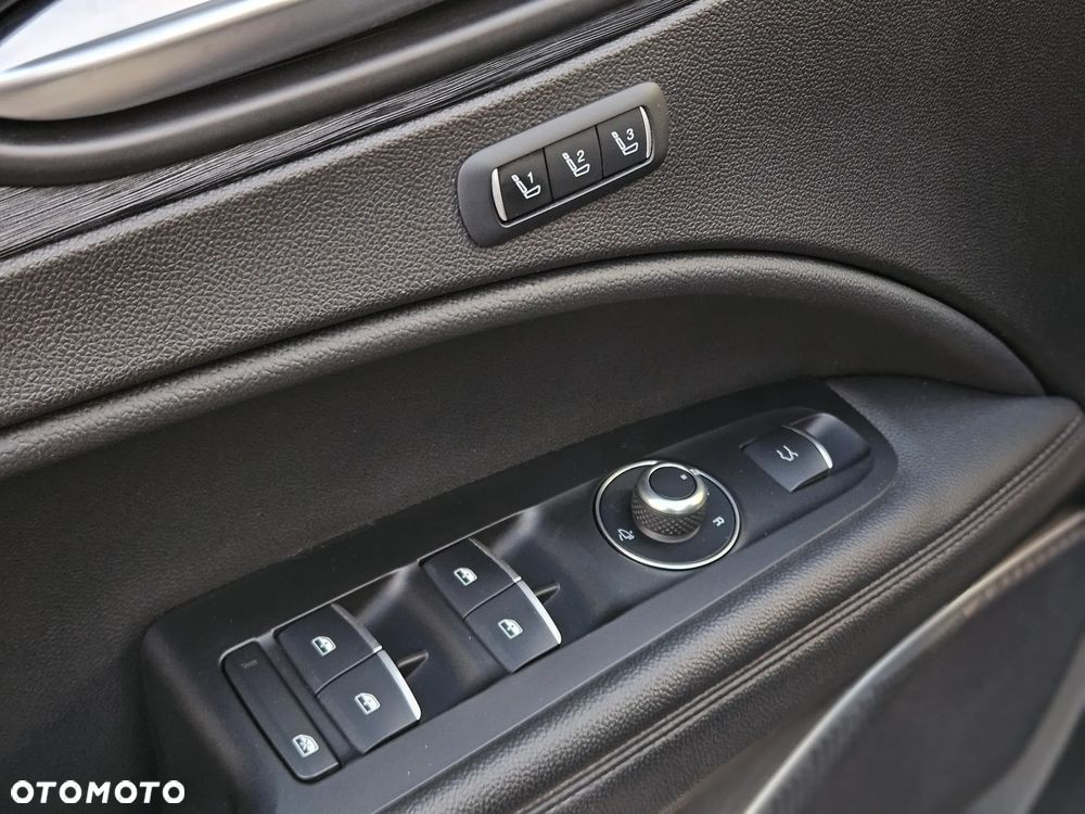 Alfa Romeo Stelvio 2.0 Turbo TI Q4 - 25
