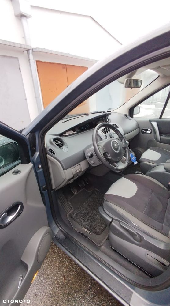Renault Scenic 2.0 dCi FAP Privilege - 9